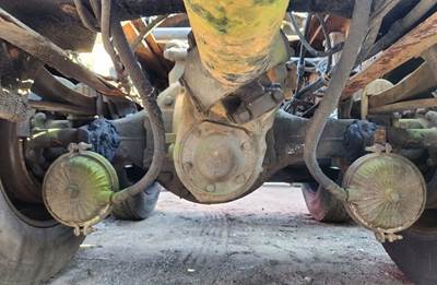 Meritor-Rockwell RT40-145 Front Differential for a 2006 Mack CXN613