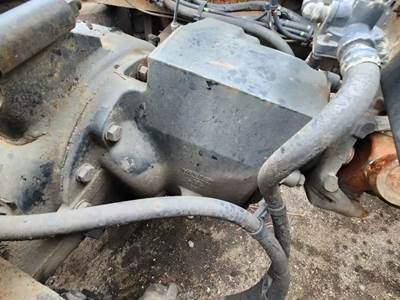 Meritor-Rockwell RT40-145 Front Differential for a 2005 Volvo VNL