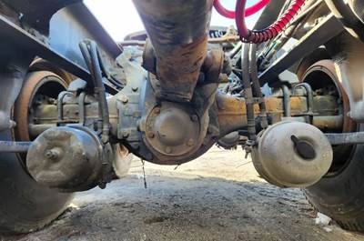 Meritor-Rockwell RT40-145A Front Differential for a 2013 Freightliner Cascadia 125