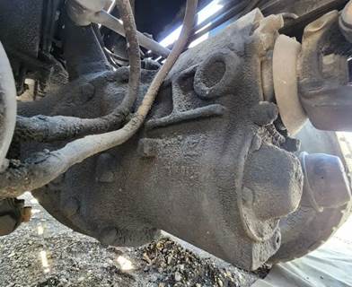 Meritor-Rockwell RT46-160 Front Differential for a 2005 Sterling L9500