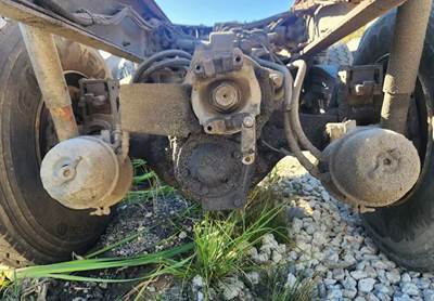 Meritor-Rockwell RT46-160 Complete Axle-Front Rears for a 2005 Sterling L9500