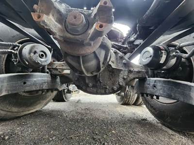 Paccar 40KF Front Differential for a 2020 Kenworth T680
