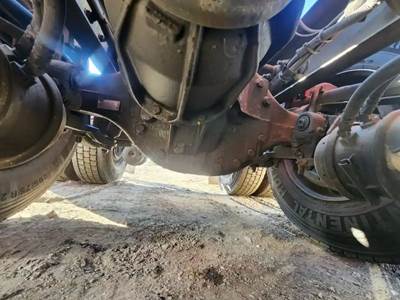 Paccar MV2014P3 Front Differential for a 2023 Kenworth T680