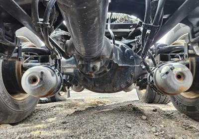 Paccar MV2014P3 Complete Axle-Front Rears for a 2023 Kenworth T680