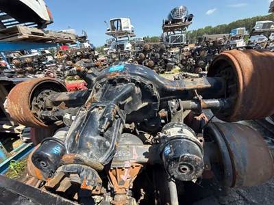 Paccar Front Differential for a 2020 Peterbilt 579