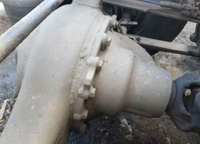 Axle Alliance RT40-4N Rear Differential for a 2007 Freightliner ST120