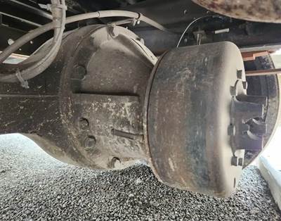 Dana 19060S Rear Differential for a 2010 Ic Corporation PB105