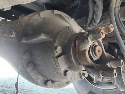 Dana 21060S Rear Differential for a 2019 Ford F-750