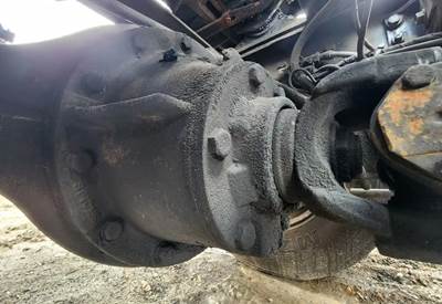 Dana 23090S Rear Differential for a 2005 International 4400