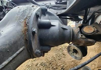 Dana D40-155H Rear Differential for a 2020 Peterbilt 579