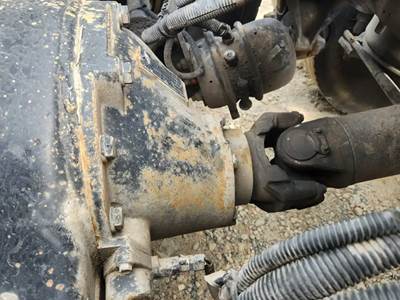 Dana DD405 Rear Differential for a 2020 Freightliner Coronado 132 Glider