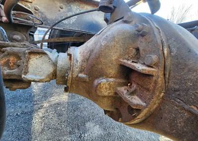Dana DS405 Rear Differential for a 2003 Mack CH613