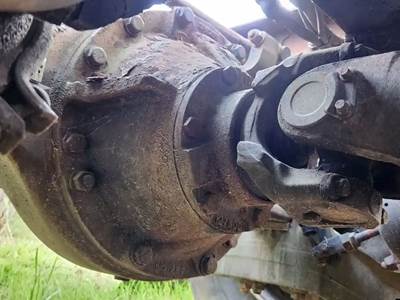 Dana DSP40 Rear Differential for a 2005 Kenworth T2000