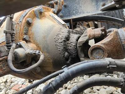 Dana DSP40 Rear Differential for a 2020 Kenworth T880
