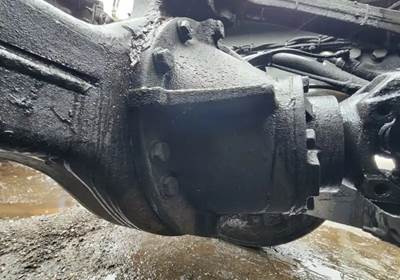 Dana Rear Differential for a 2018 Kenworth W900