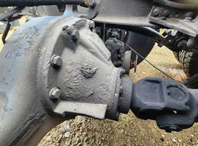 Dana RSP40 Rear Differential for a 2007 Peterbilt 387