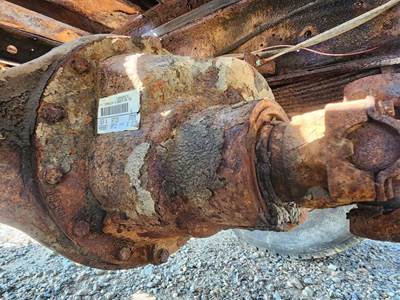 Dana S150S Rear Differential for a 1997 International 4700
