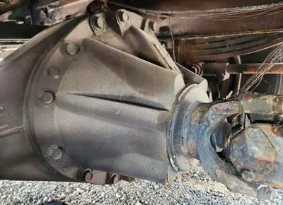 Dana S21-170 Rear Differential for a 2014 Peterbilt 337
