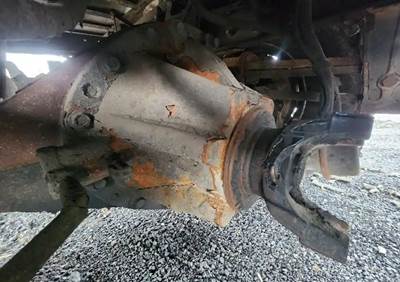 Dana S21-170D Rear Differential for a 2016 Peterbilt 337