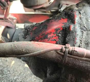 Dana DS404 Rear Differential for a 2001 Kenworth T2000