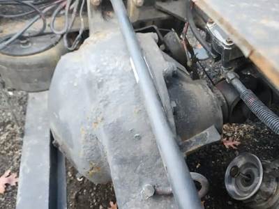 Dana DSP40 Rear Differential for a 2005 Kenworth W900