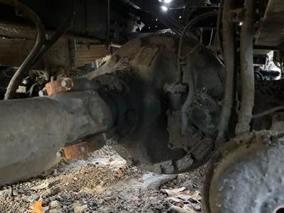Dana Rear Differential for a 2015 Freightliner M2 106