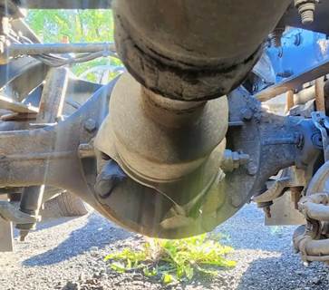 Dana RSP40 Rear Differential for a 2012 Peterbilt 587