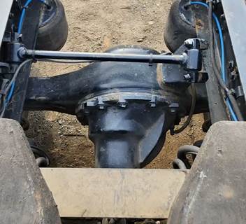 Detroit DA-RT-40.0-4 Rear Differential for a 2018 Western Star 5700