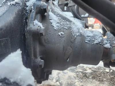 Detroit DA-RT-40.0-4 Rear Differential for a 2021 Freightliner Cascadia 126