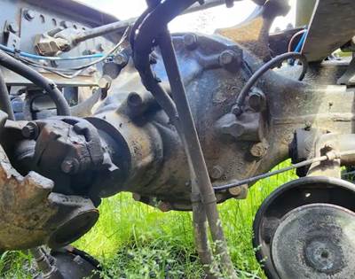 Detroit Rear Differential for a 2021 Freightliner Cascadia 126