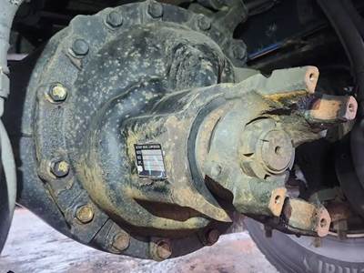 Detroit R19-4N Rear Differential for a 2018 Freightliner M2 106