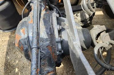 Detroit RT40-4N Rear Differential for a 2016 Western Star 5700