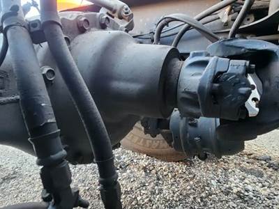 Detroit RT40-4N Rear Differential for a 2017 Freightliner Cascadia 125