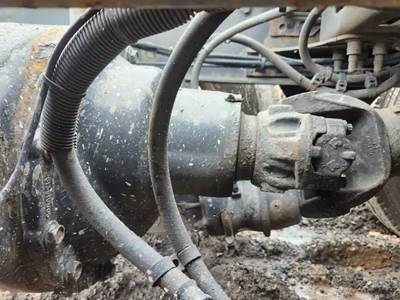 Detroit RT40-4N Rear Differential for a 2014 Freightliner Cascadia 125