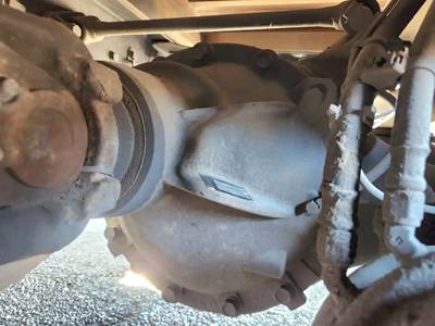 Detroit RT40-4N Rear Differential for a 2018 Freightliner M2 106