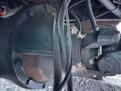 Eaton DS463P Rear Differential for a 2002 International 4900