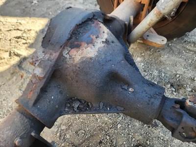 GM/Chev (HD) Rear Differential for a 2004 Chevrolet C4500