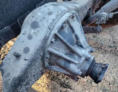 Isuzu G-73 Rear Differential for a 2003 GMC W4500