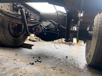 Isuzu NPR HD Rear Differential for a 2005 Isuzu NPR-HD