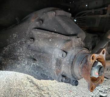 Isuzu R41 Rear Differential for a 2010 Isuzu NRR