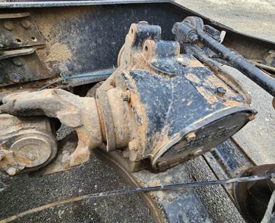 Mack CRD150 Rear Differential for a 2016 Mack CHU613