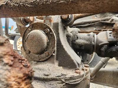Mack CRD203 Rear Differential for a 2007 Mack MR690S