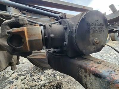 Mack CRD93 Rear Differential for a 2005 Mack CV713 Granite