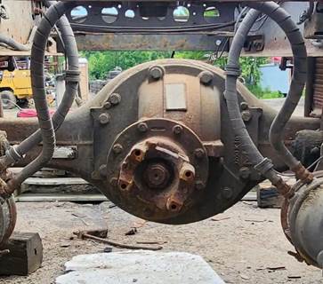 Meritor-Rockwell MS2114X Rear Differential for a 2015 Hino 338