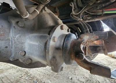 Meritor-Rockwell MS2114X Rear Differential for a 2012 Freightliner M2 106