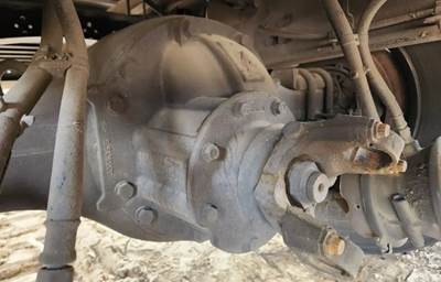 Meritor-Rockwell MS2114X Rear Differential for a 2021 Freightliner M2 106