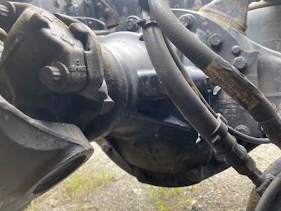 Meritor-Rockwell MT40-14X Rear Differential for a 2016 Freightliner Cascadia 125