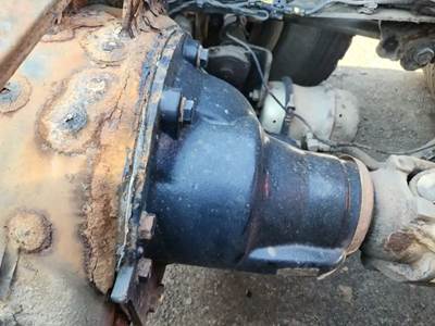 Meritor-Rockwell MT40-14X Rear Differential for a 2015 Mack CXU613