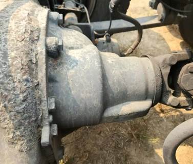 Meritor-Rockwell MT40-14X Rear Differential for a 2013 Freightliner Cascadia 132