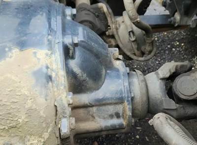 Meritor-Rockwell MT40-14X Rear Differential for a 2001 Sterling A9500